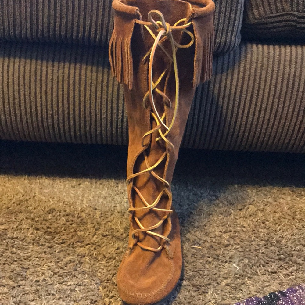 Minnetonka lace up fringe boots
